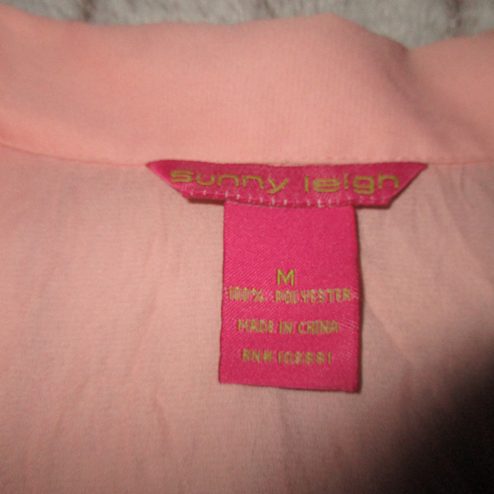 Lace & Ruffle - Picture 6 of 6